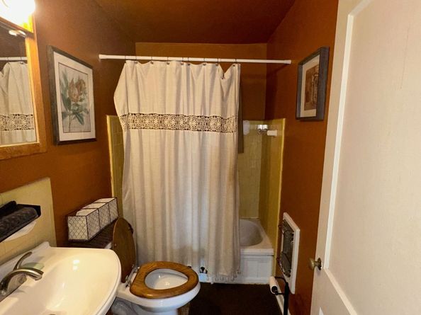 4737 Alvin Street, Houston TX 77033