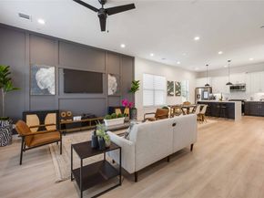 2530 Live Oak Street, Houston TX 77004