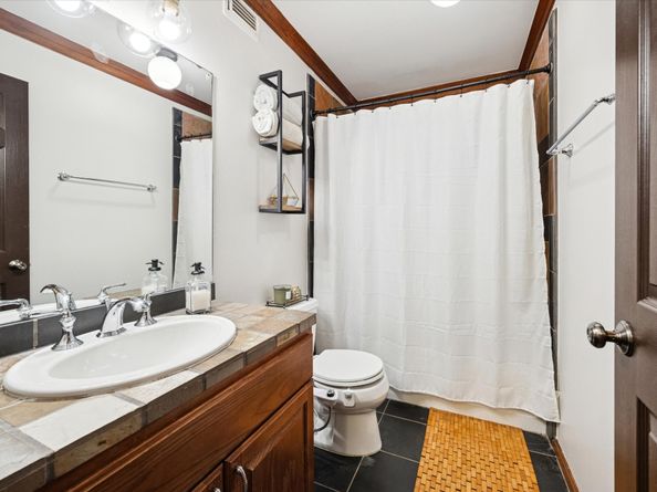 215 W Norma Street 301, Houston TX 77009