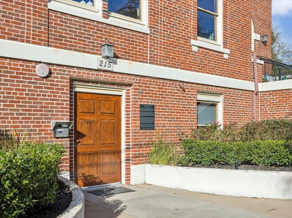 215 W Norma Street 301, Houston TX 77009