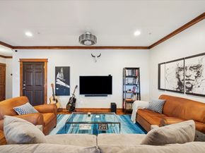 215 W Norma Street 301, Houston TX 77009