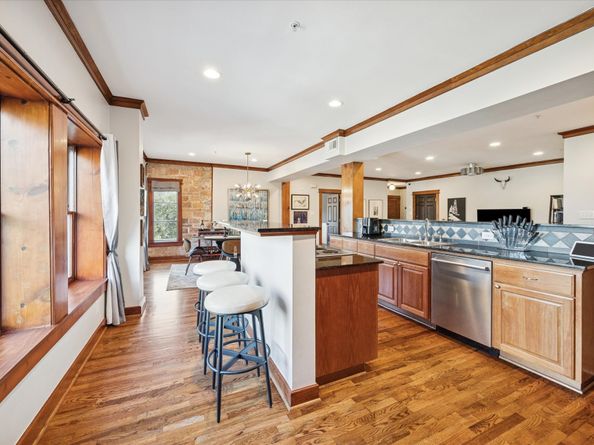 215 W Norma Street 301, Houston TX 77009