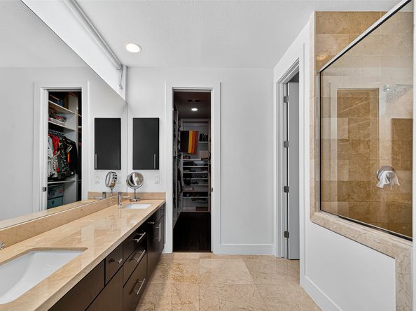 1232 W 24th Street C, Houston TX 77008