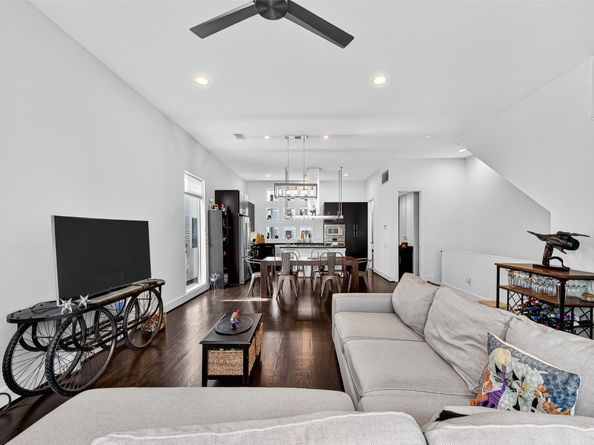 1232 W 24th Street C, Houston TX 77008