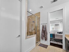 1232 W 24th Street C, Houston TX 77008