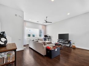 1232 W 24th Street C, Houston TX 77008