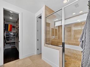 1232 W 24th Street C, Houston TX 77008