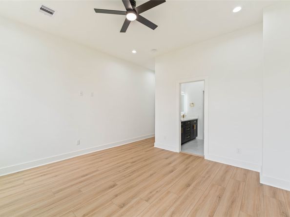 8044 Sunbury Street, Houston TX 77028