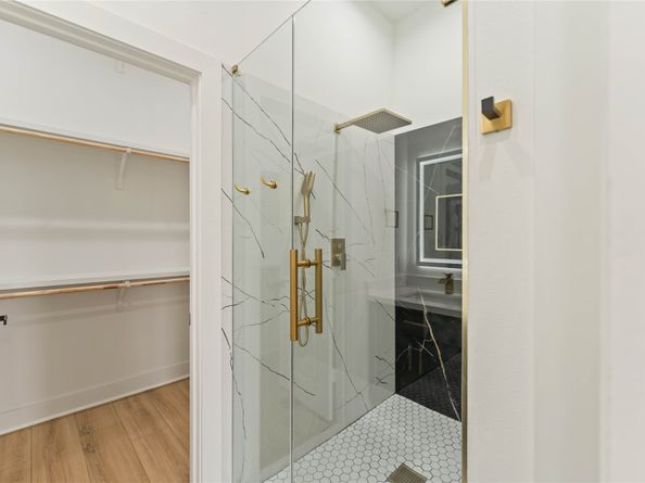 8044 Sunbury Street, Houston TX 77028