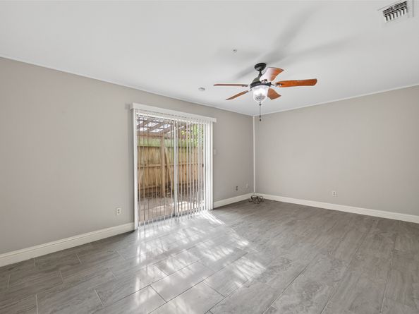 7735 Teal Run Drive, Houston TX 77071