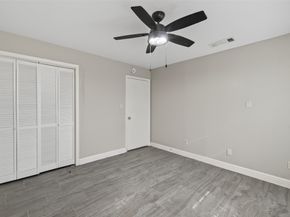 7735 Teal Run Drive, Houston TX 77071