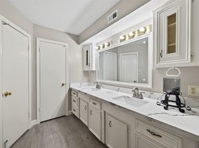 7735 Teal Run Drive, Houston TX 77071