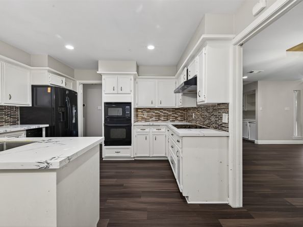 7735 Teal Run Drive, Houston TX 77071