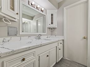 7735 Teal Run Drive, Houston TX 77071