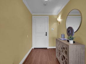49 Briar Hollow Lane 504, Houston TX 77027