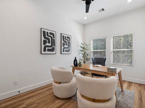 2706 Fox Street, Houston TX 77003