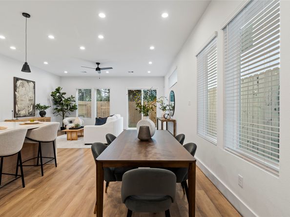 2706 Fox Street, Houston TX 77003