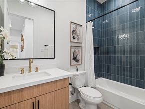 2706 Fox Street, Houston TX 77003