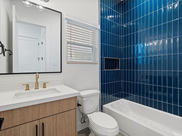 2706 Fox Street, Houston TX 77003