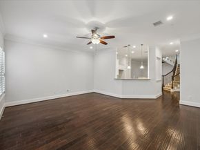 5720 Kiam Street C, Houston TX 77007