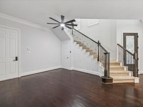 5720 Kiam Street C, Houston TX 77007