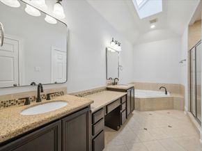 5720 Kiam Street C, Houston TX 77007