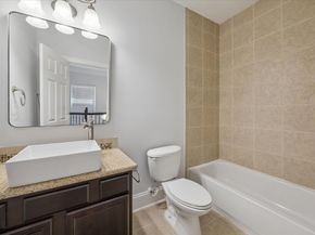 5720 Kiam Street C, Houston TX 77007