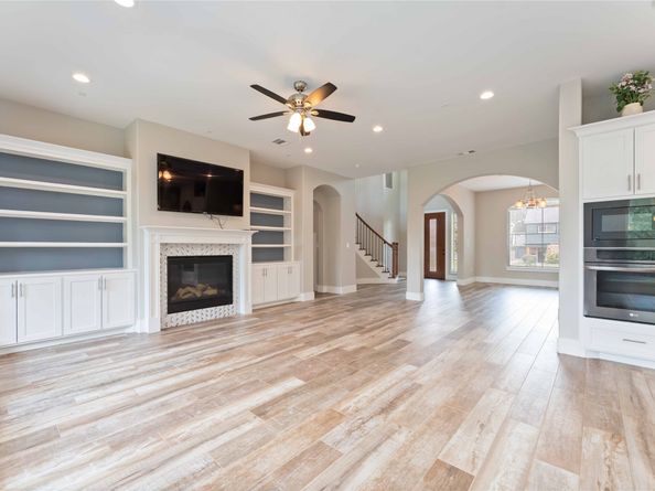 4310 Fernwood Drive, Houston TX 77021