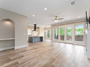 4310 Fernwood Drive, Houston TX 77021