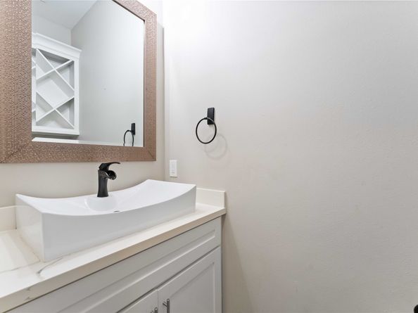 4310 Fernwood Drive, Houston TX 77021