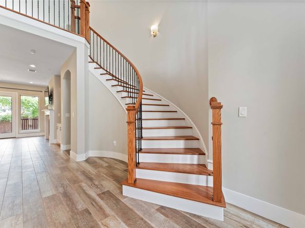 4310 Fernwood Drive, Houston TX 77021