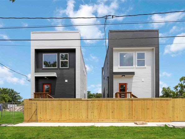 2116 Des Chaumes Street, Houston TX 77026