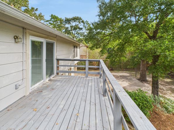 3302 Holly Green Drive, Kingwood TX 77339