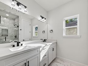 3911 Alberta Street, Houston TX 77021