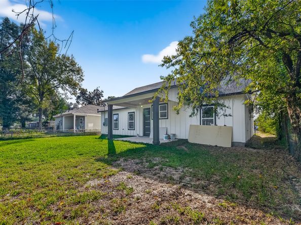 3911 Alberta Street, Houston TX 77021