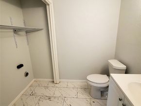 8046 Ellinger Lane, Houston TX 77040