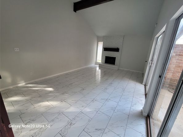 8046 Ellinger Lane, Houston TX 77040