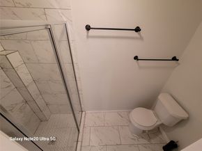 8046 Ellinger Lane, Houston TX 77040