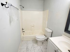 8046 Ellinger Lane, Houston TX 77040