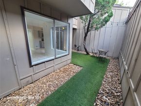 8046 Ellinger Lane, Houston TX 77040