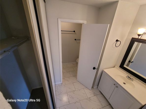 8046 Ellinger Lane, Houston TX 77040