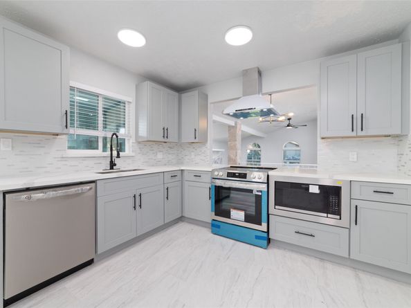 15606 Loma Verde Drive, Houston TX 77083