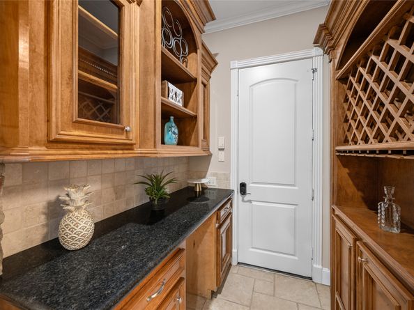 1506 Graystone Creek Court, Kingwood TX 77345