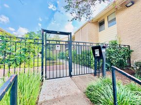 3131 Cummins Street 86, Houston TX 77027