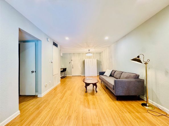 3131 Cummins Street 86, Houston TX 77027