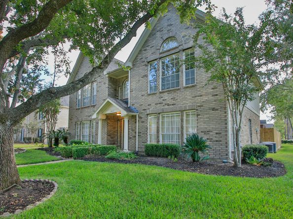 14827 Atterbury Drive, Sugar Land TX 77498