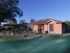 6407 Sandy Oaks Drive, Houston TX 77050