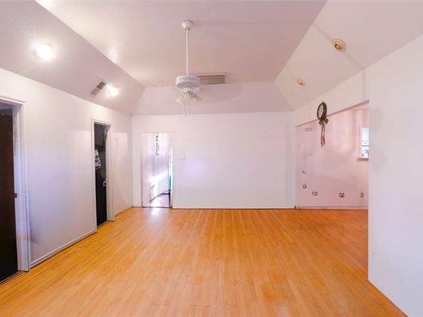 6407 Sandy Oaks Drive, Houston TX 77050