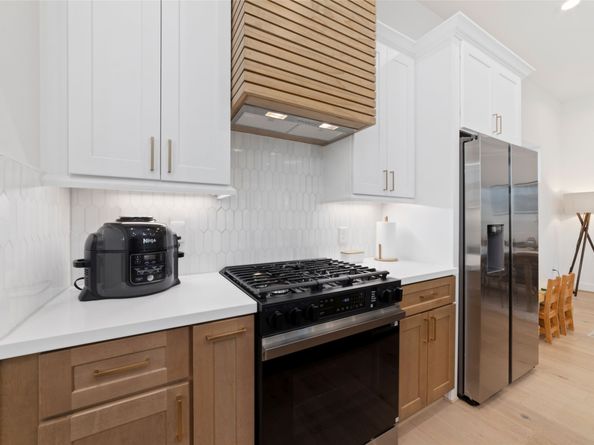 2517 Detering Street, Houston TX 77007