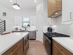 2517 Detering Street, Houston TX 77007